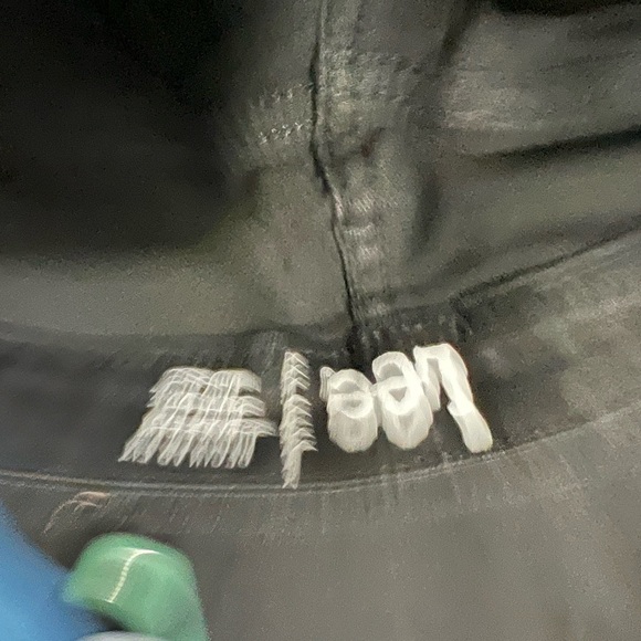 Jeans - Picture 3 of 4